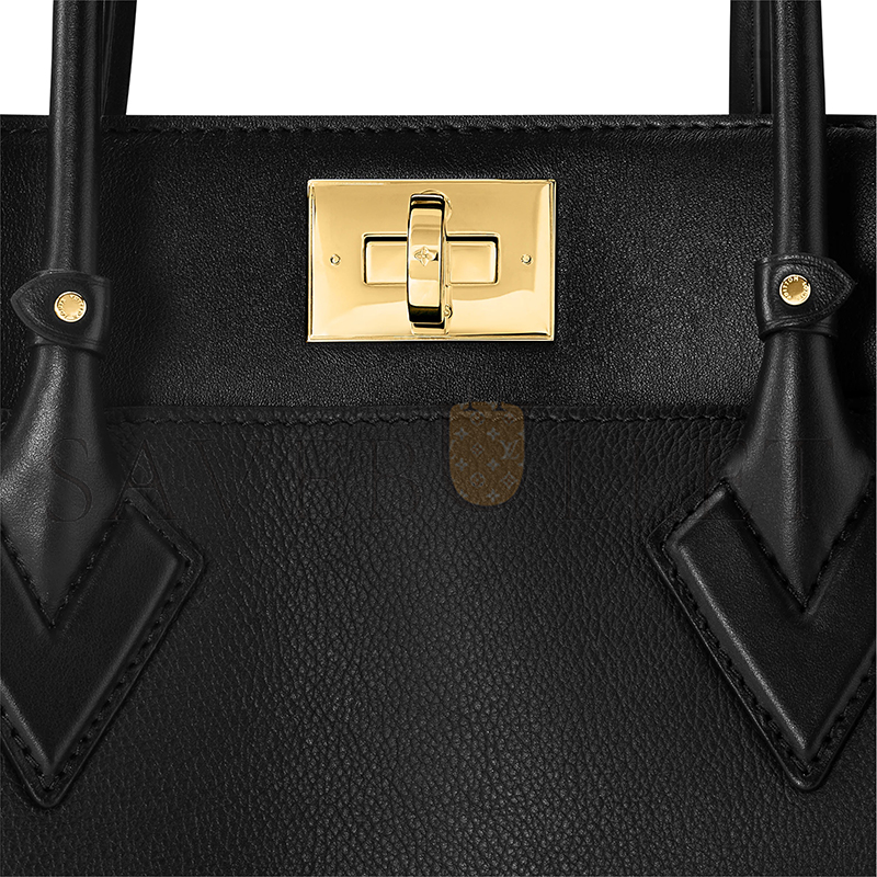 LOUIS VUITTON ON MY SIDE MM M53826 (30.5*24.5*14cm)